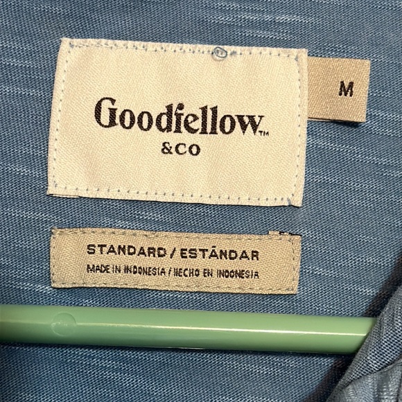 Goodiellow Collared Medium Men’s Tshirt - Picture 2 of 5